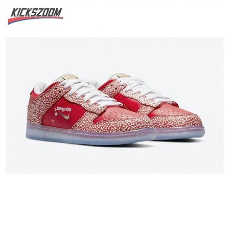 Stingwater x Dunk Low SB 'Magic Mushroom' Size 36-47.5